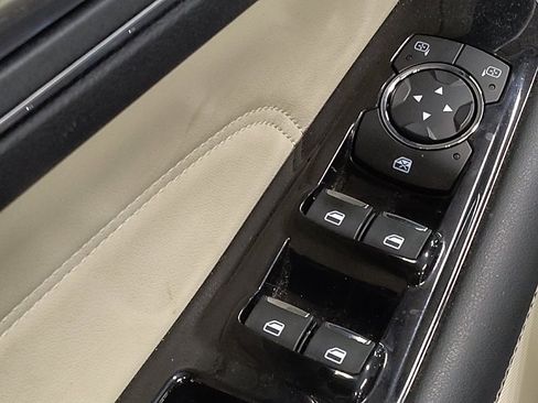 Used 2017 Ford Edge Titanium w/ Equipment Group 302A image 27