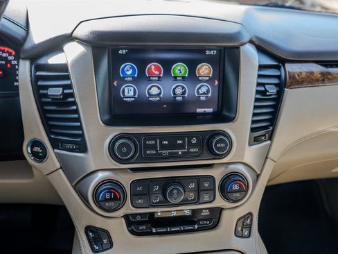 Used 2015 GMC Yukon XL Denali w/ Premium Package image 21