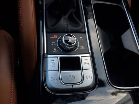 Certified 2024 Kia Telluride SX Prestige X-Line AWD/4WD image 27