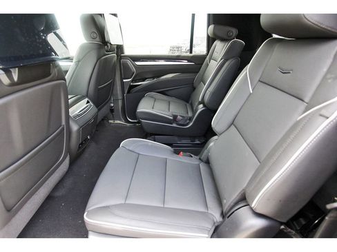 New 2026 Cadillac Escalade ESV Sport AWD/4WD image 7