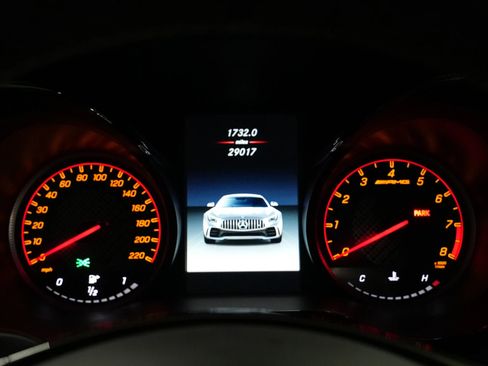 Used 2018 Mercedes-Benz AMG GT R image 10