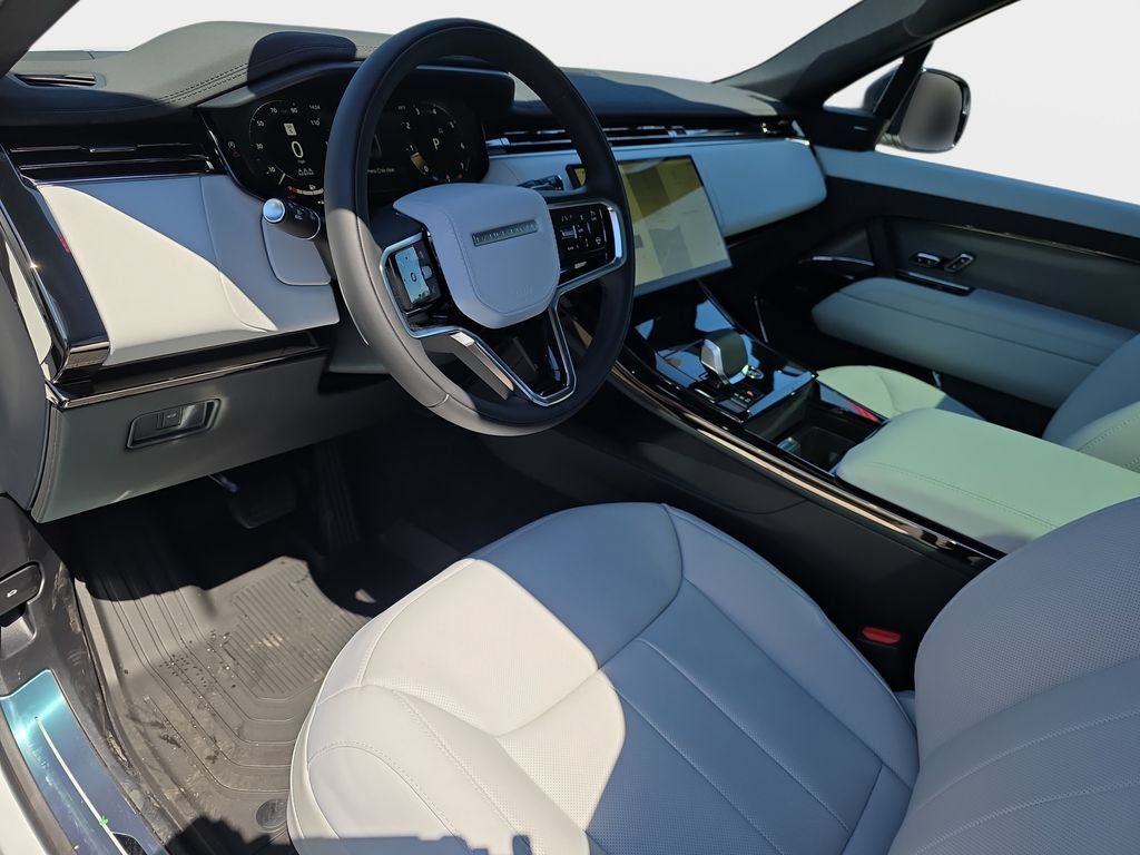New 2026 Land Rover Range Rover Sport SE AWD/4WD image 13