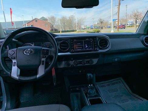 Used 2020 Toyota Tacoma SR5 image 16