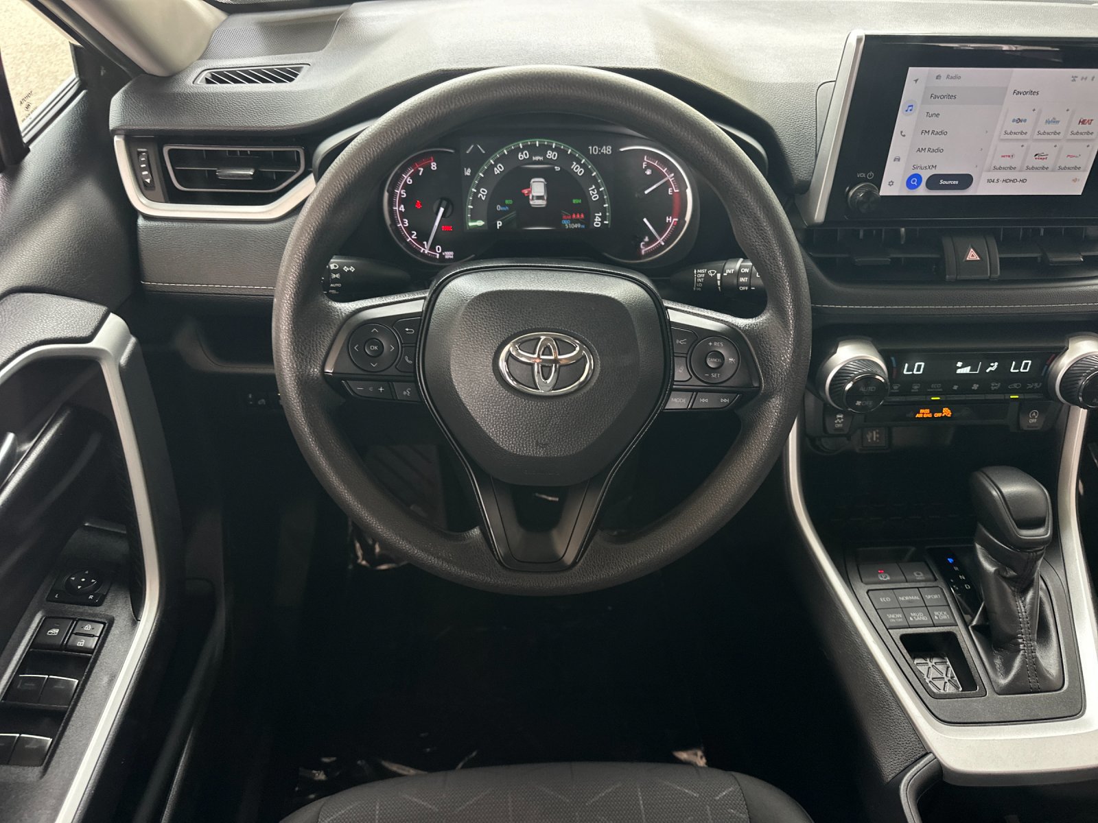 Used 2025 Toyota RAV4 XLE AWD/4WD image 13