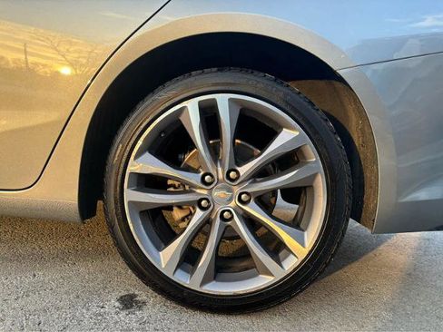 Used 2023 Chevrolet Malibu LT image 4