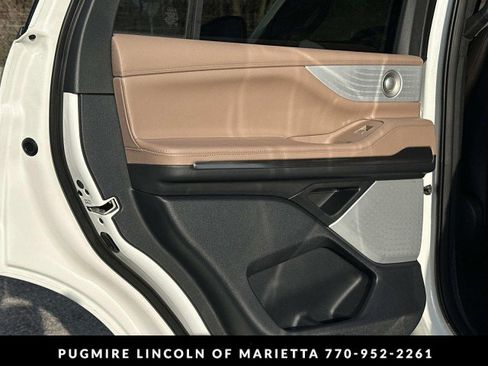 New 2026 Lincoln Navigator Black Label image 12