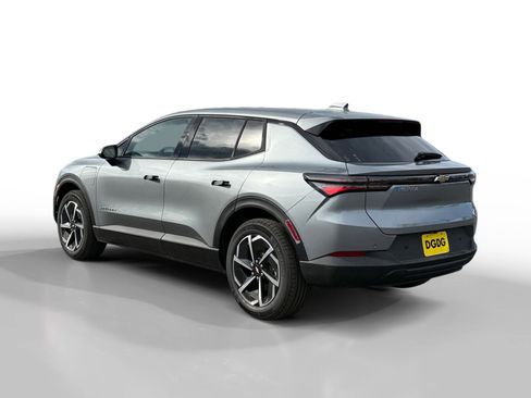 New 2026 Chevrolet Equinox EV LT image 3