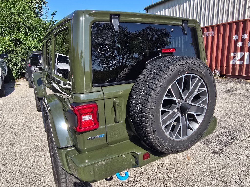 Used 2024 Jeep Wrangler High Altitude AWD/4WD image 5