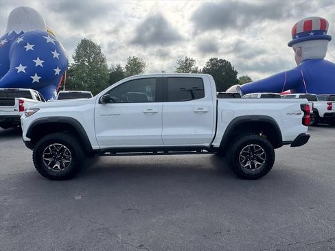Used 2023 Chevrolet Colorado ZR2 w/ ZR2 Convenience Package III AWD/4WD image 6