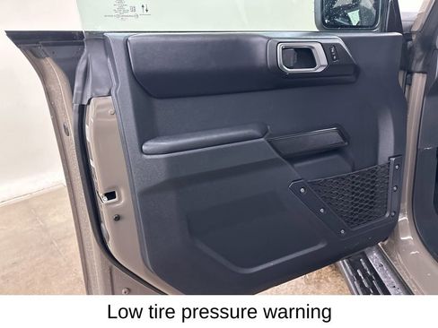 Used 2025 Ford Bronco Outer Banks AWD/4WD image 31