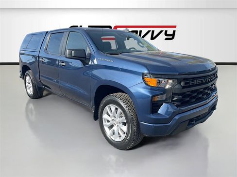 Used 2022 Chevrolet Silverado 1500 Custom image 1