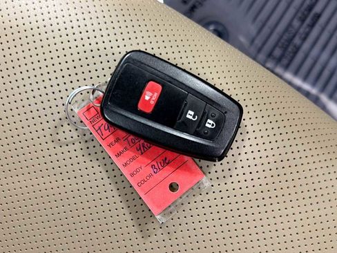Certified 2022 Toyota 4Runner Limited AWD/4WD image 33