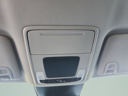Certified 2025 Honda Pilot EX-L image 17