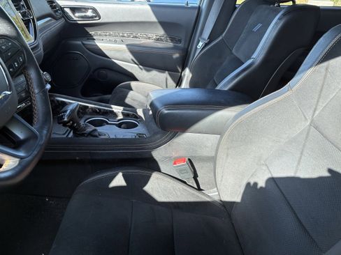 Used 2023 Dodge Durango R/T w/ Hemi Orange Plus Package image 7