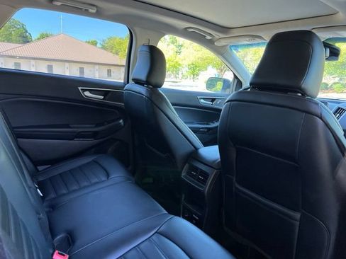 Used 2021 Ford Edge SEL w/ Convenience Package AWD/4WD image 16