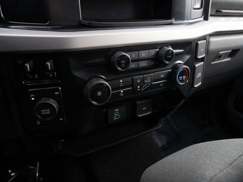 Used 2023 Ford F250 XLT AWD/4WD image 21