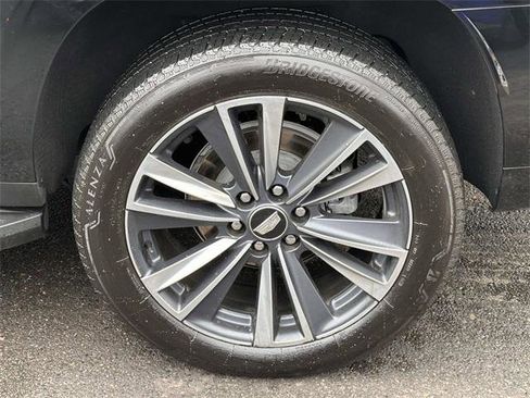 Used 2025 Cadillac Escalade ESV Sport w/ LPO, Floor Liner Package image 11