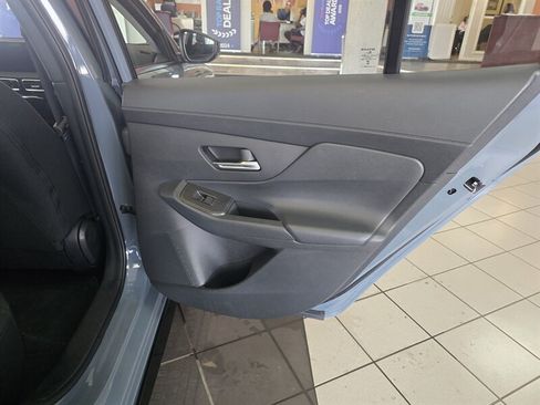 Used 2026 Nissan Sentra SR w/ Floor Mat Package FWD image 15