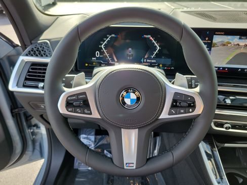 New 2026 BMW X5 xDrive40i w/ Executive Package AWD/4WD image 22