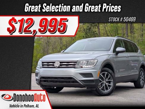 Used 2020 Volkswagen Tiguan SE image 1