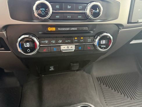 Used 2022 Ford F250 Lariat AWD/4WD image 20