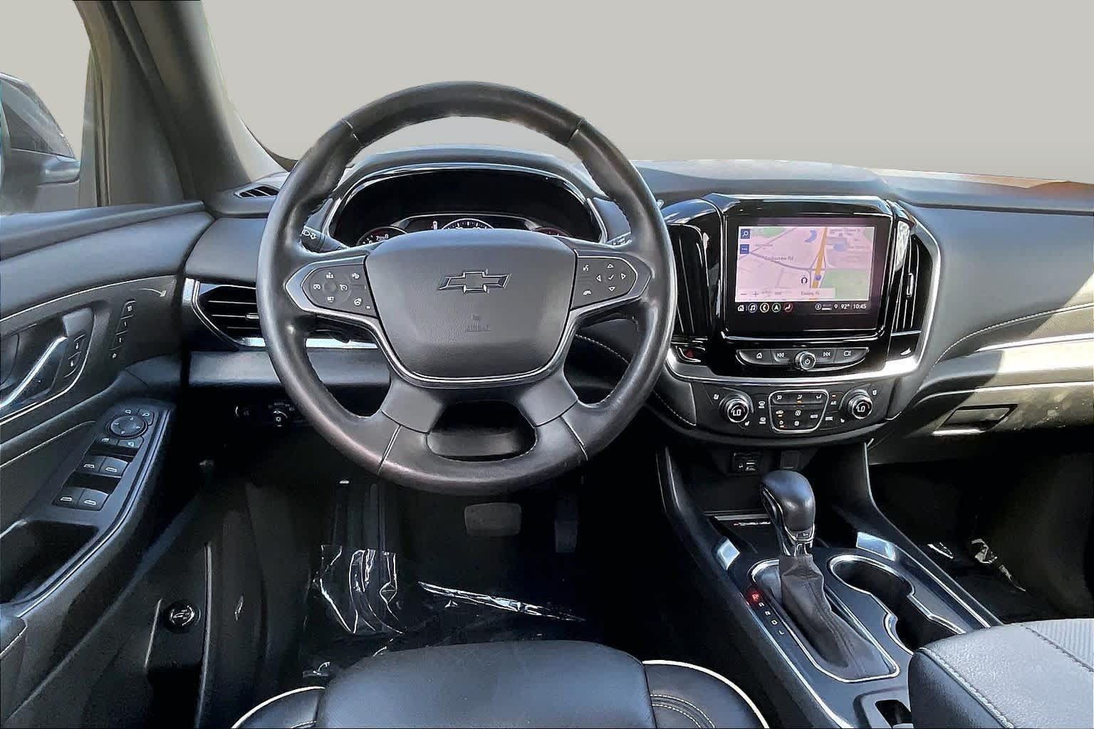 Used 2022 Chevrolet Traverse Premier w/ Redline Edition AWD/4WD image 6
