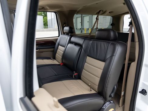 Used 2005 Ford Excursion Eddie Bauer AWD/4WD image 24