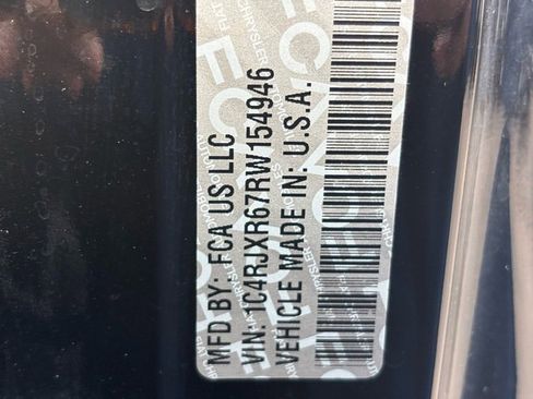 Used 2024 Jeep Wrangler Unlimited Rubicon 4xe image 34