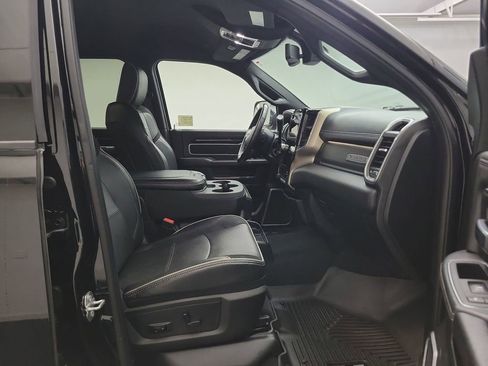 Used 2019 RAM 3500 Laramie image 23