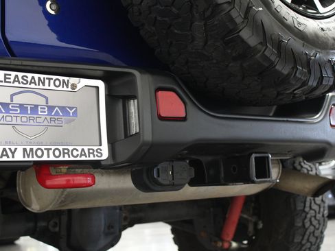 Used 2019 Jeep Wrangler Unlimited Rubicon AWD/4WD image 18