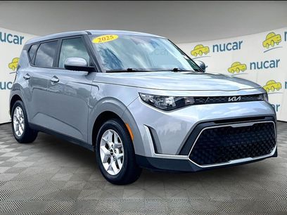 Used 2025 Kia Soul LX w/ LX Technology Package