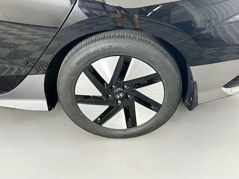 Used 2024 Hyundai Ioniq 6 SE image 11