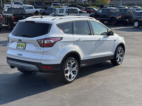Used 2017 Ford Escape Titanium w/ Canadian Touring Package AWD/4WD image 5