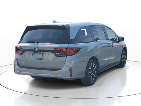 Used 2025 Honda Odyssey EX-L image 6