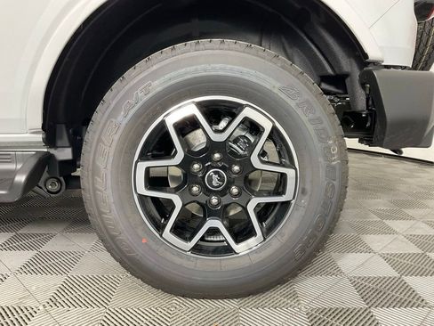 New 2026 Ford Bronco Outer Banks AWD/4WD image 10