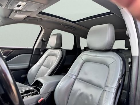 Used 2020 Lincoln Corsair Reserve w/ Appearance Package FWD image 47