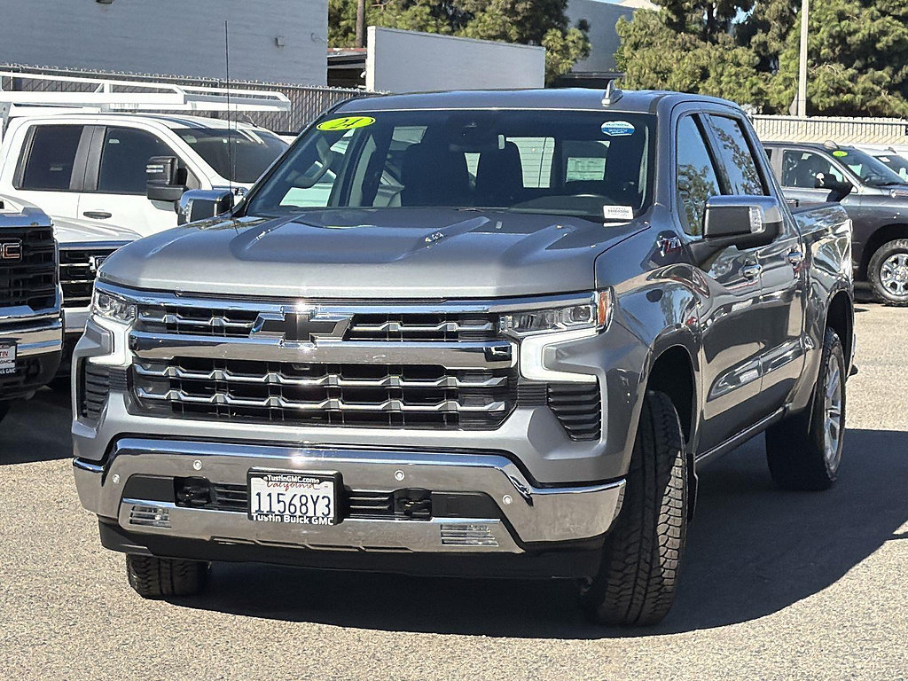 Used 2024 Chevrolet Silverado 1500 LTZ AWD/4WD image 3