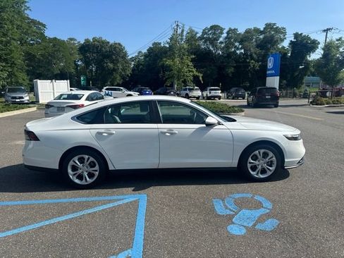 Used 2023 Honda Accord LX image 9