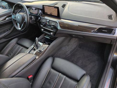 Used 2019 BMW 530i w/ Convenience Package image 23