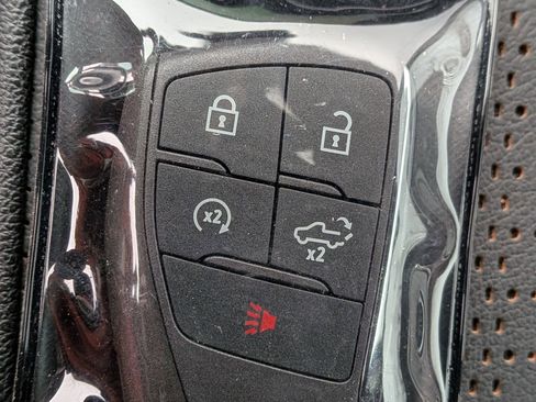 Certified 2025 Chevrolet Silverado 1500 High Country image 38