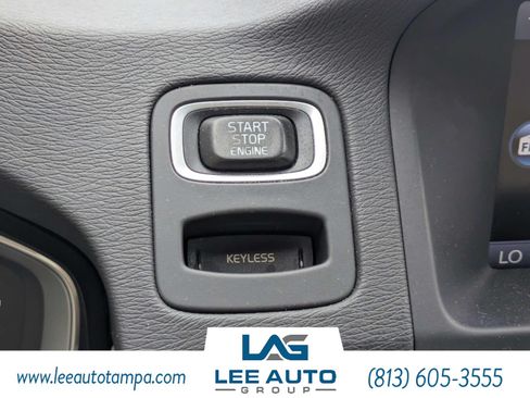 Used 2014 Volvo XC70 3.2 FWD image 27