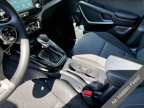 Used 2020 Kia Soul S FWD image 13