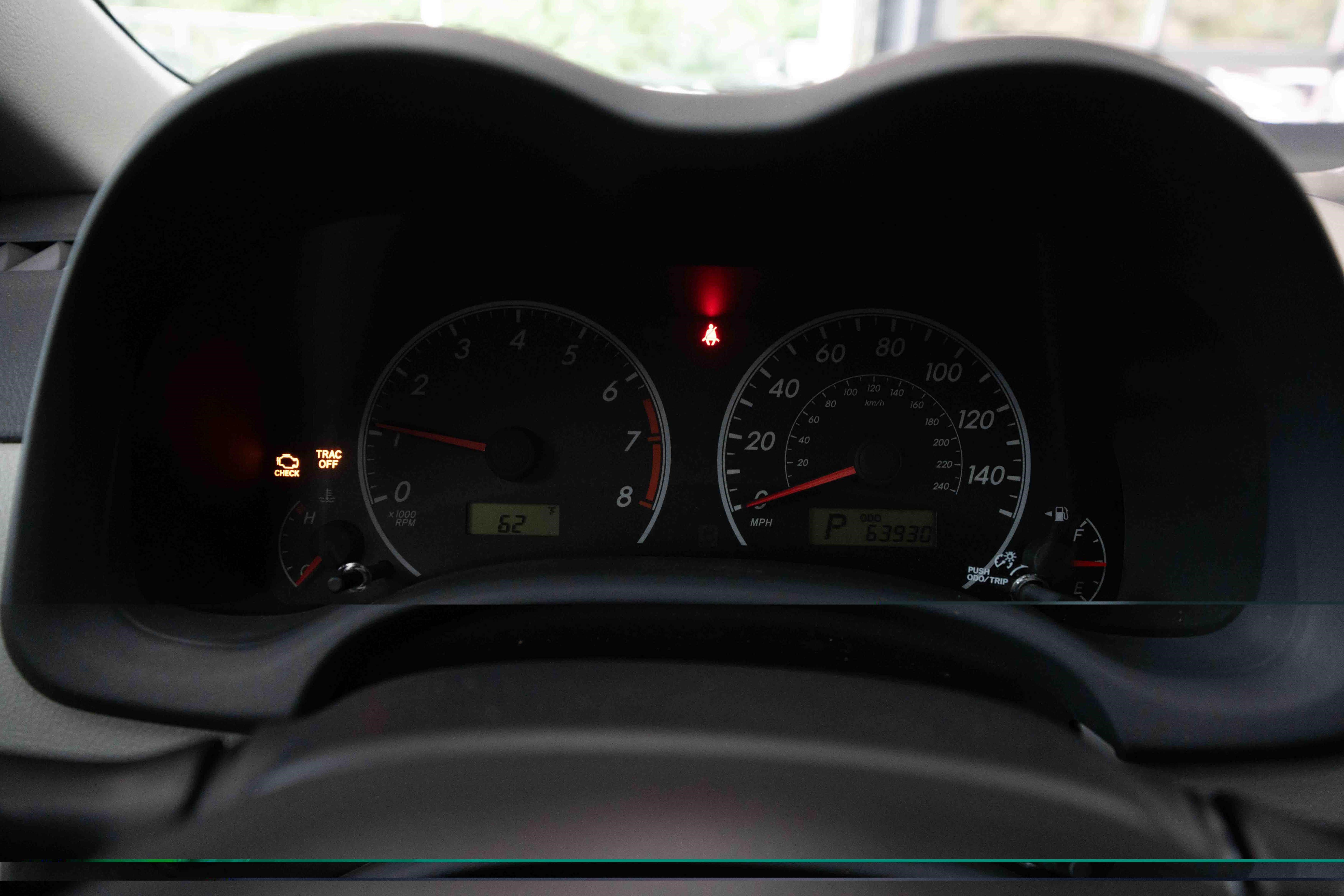 Used 2013 Toyota Corolla LE FWD image 16