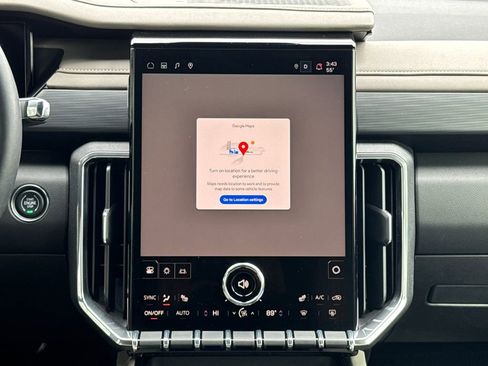 Used 2024 GMC Acadia Elevation w/ LPO, Floor Liner Package image 18