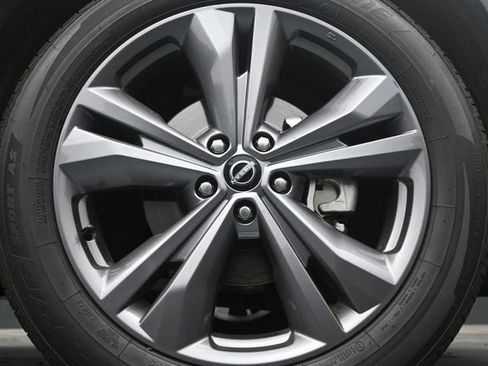 Used 2024 Nissan Murano Platinum w/ Cargo Package FWD image 9