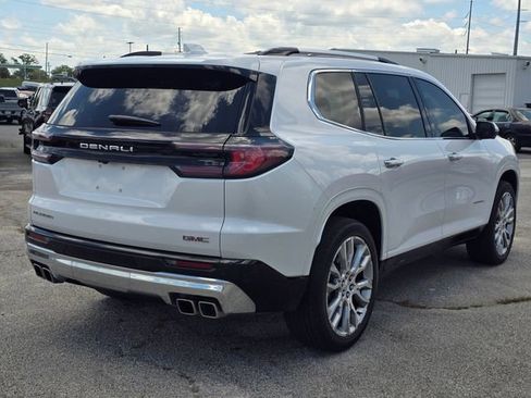 Used 2024 GMC Acadia Denali FWD image 5