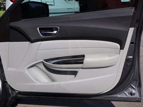 Used 2020 Acura TLX FWD image 11