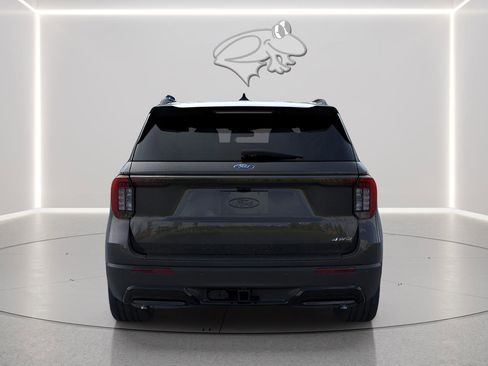 New 2026 Ford Explorer ST-Line image 5