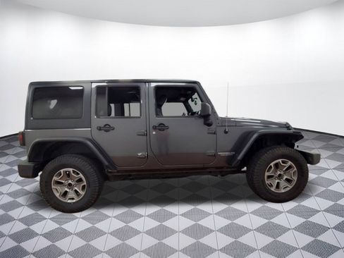 Used 2014 Jeep Wrangler Unlimited Rubicon w/ Dual Top Group image 7