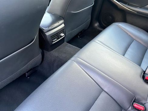 Used 2015 Lexus IS 250 image 12